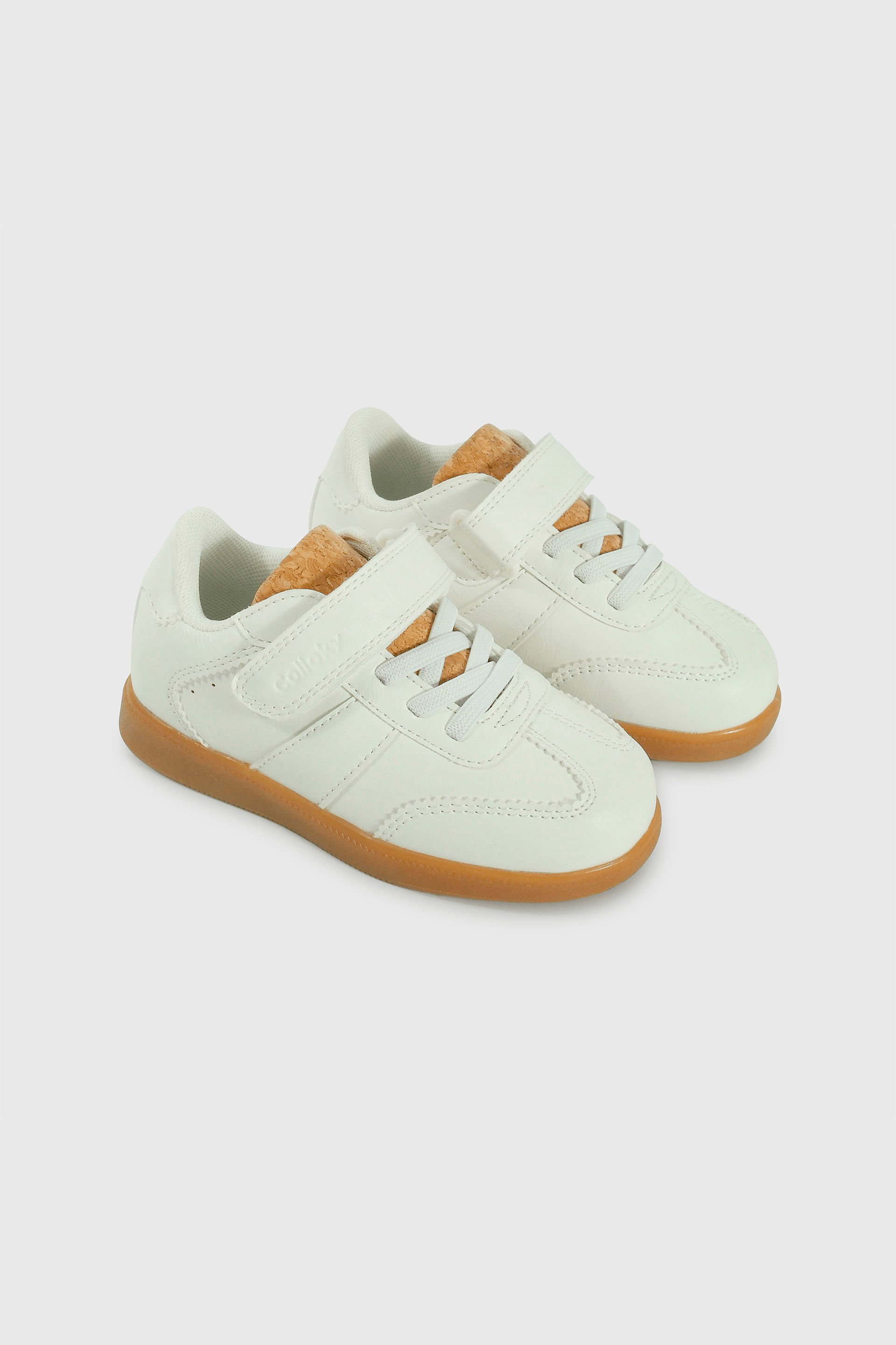 Zapatilla Caminante Lifestyle Unisex Blanco Caña B